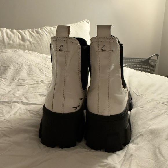 Circus Chelsea Boot - Picture 2 of 7